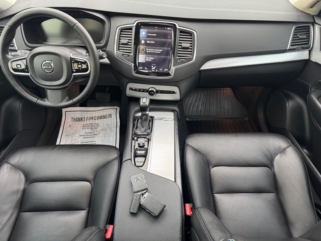 2017 Volvo XC90 Image 35