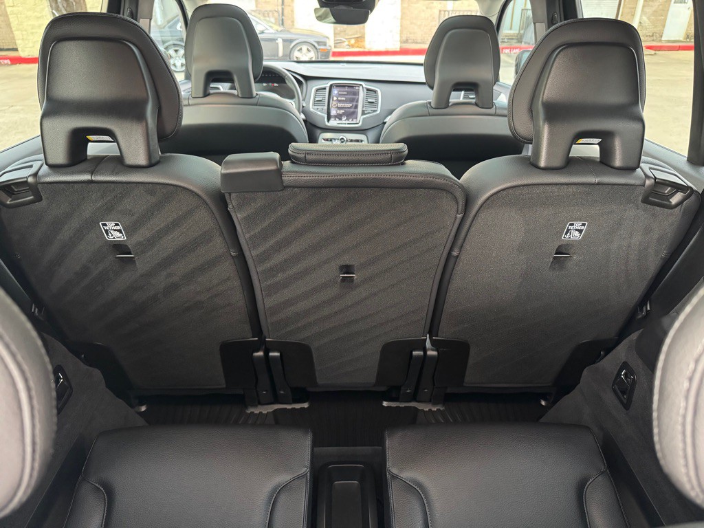2017 Volvo XC90 Image 41