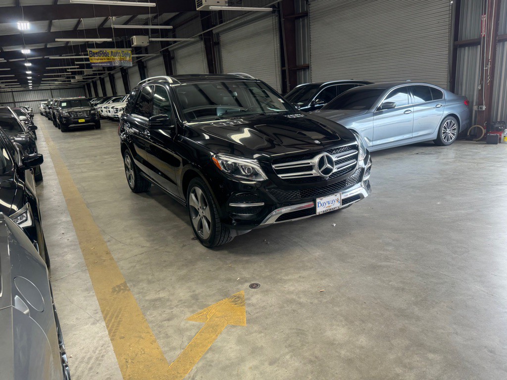 2017 Mercedes-Benz GLE-Class Image 3