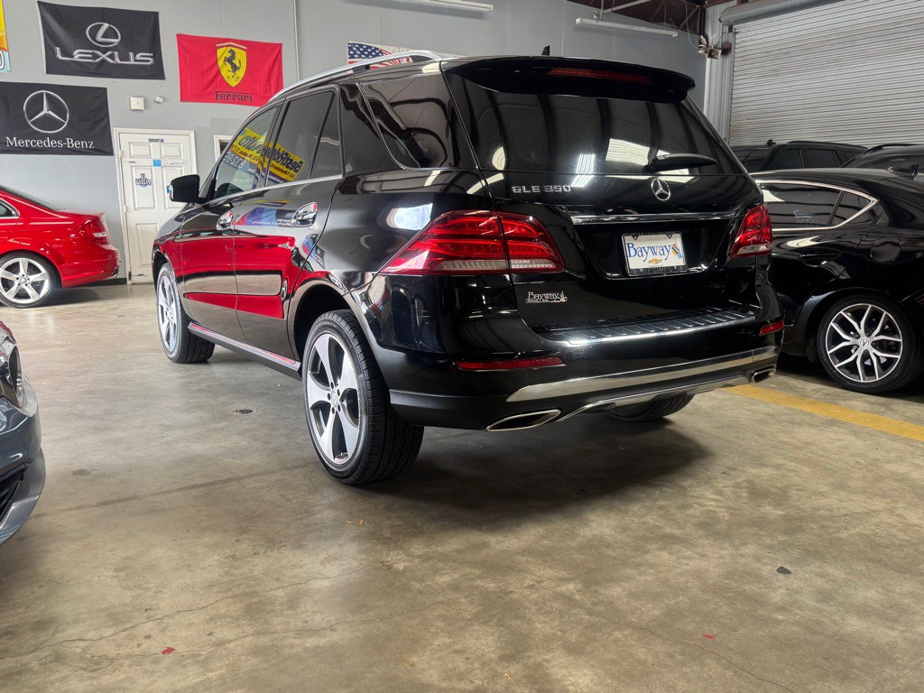 2017 Mercedes-Benz GLE-Class Image 6