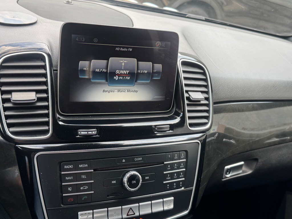 2017 Mercedes-Benz GLE-Class Image 35