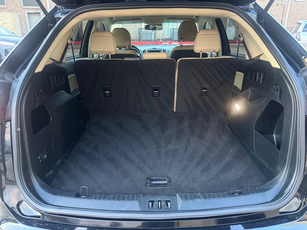 2019 Ford Edge Image 24