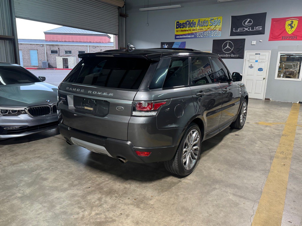 2017 Land Rover Range Rover Sport Image 4