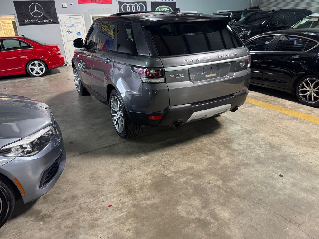 2017 Land Rover Range Rover Sport Image 6