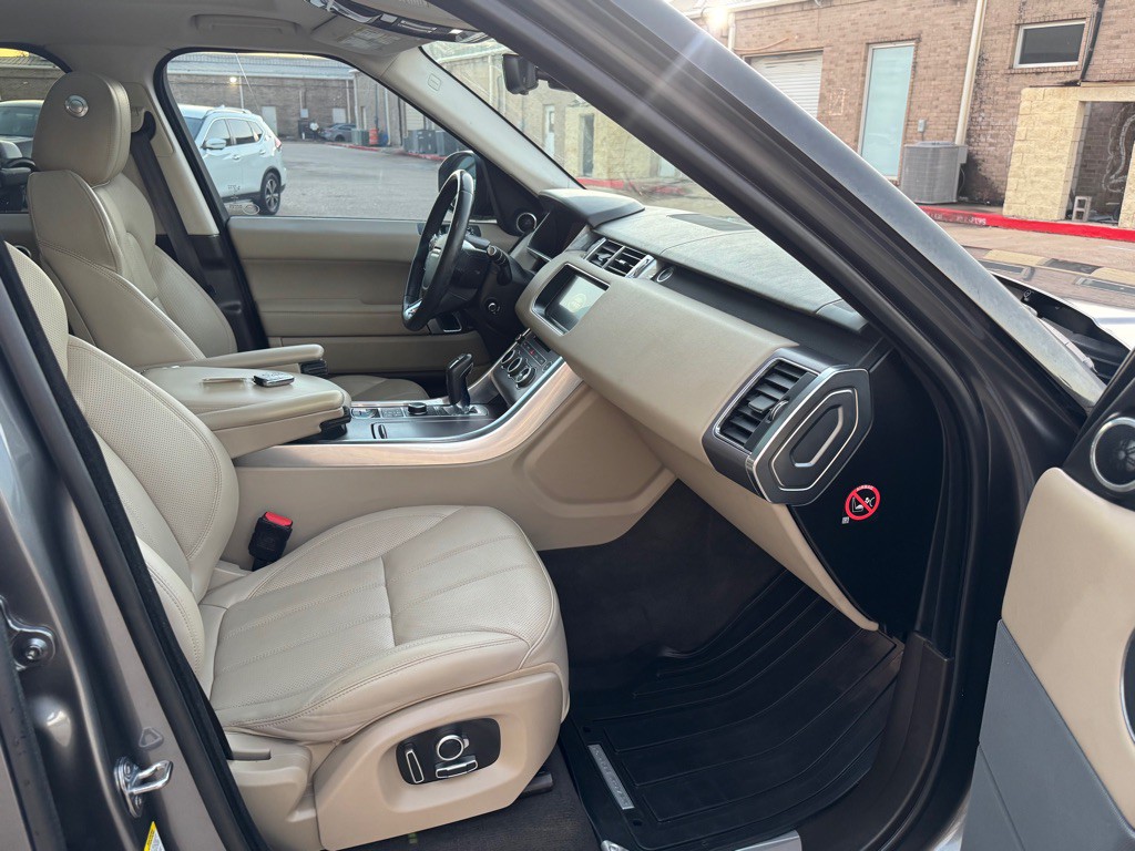 2017 Land Rover Range Rover Sport Image 25