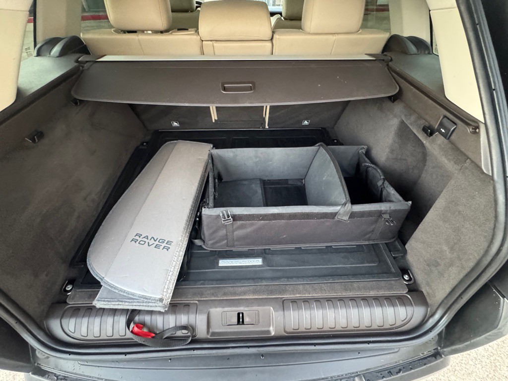 2017 Land Rover Range Rover Sport Image 27