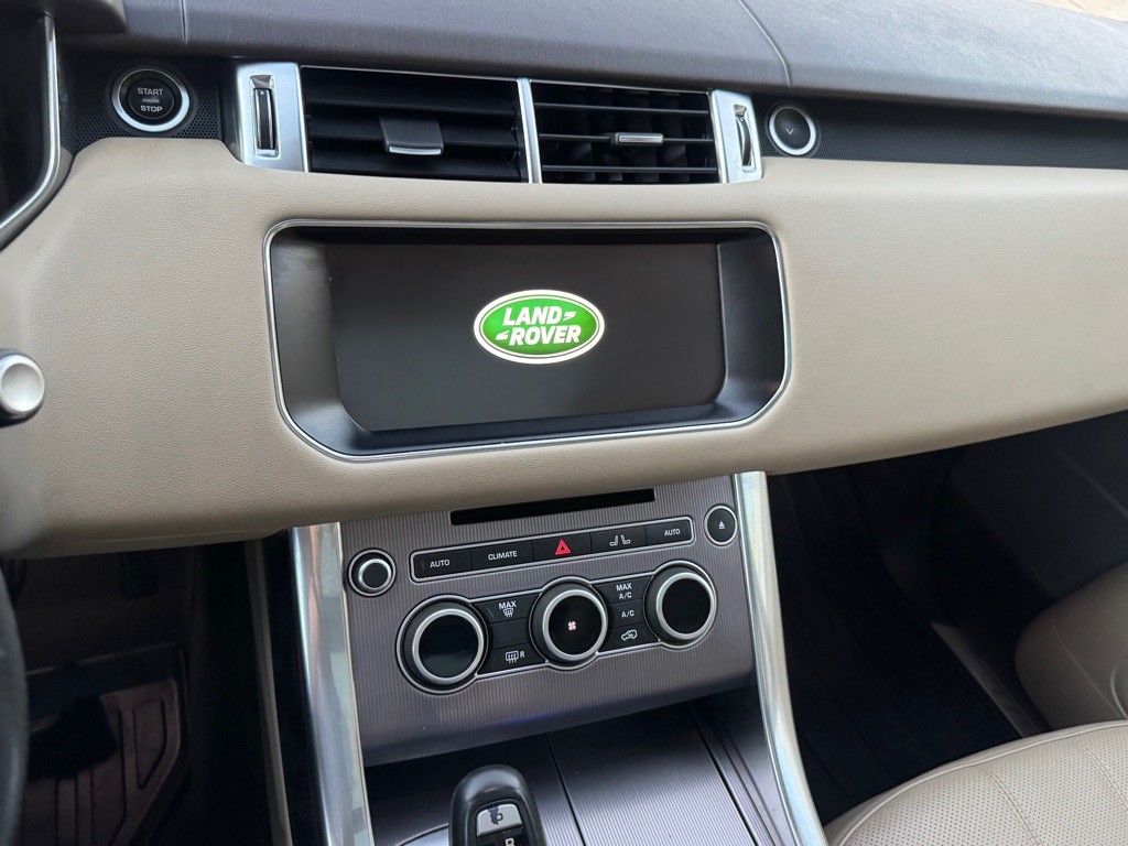 2017 Land Rover Range Rover Sport Image 29