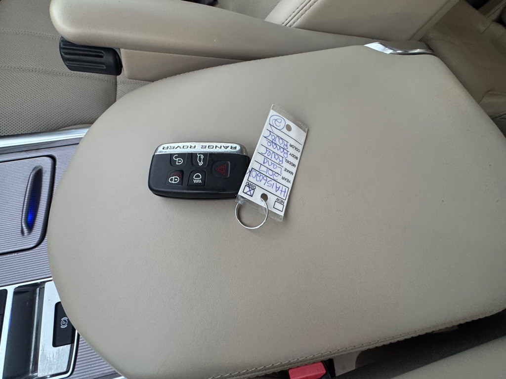 2017 Land Rover Range Rover Sport Image 39