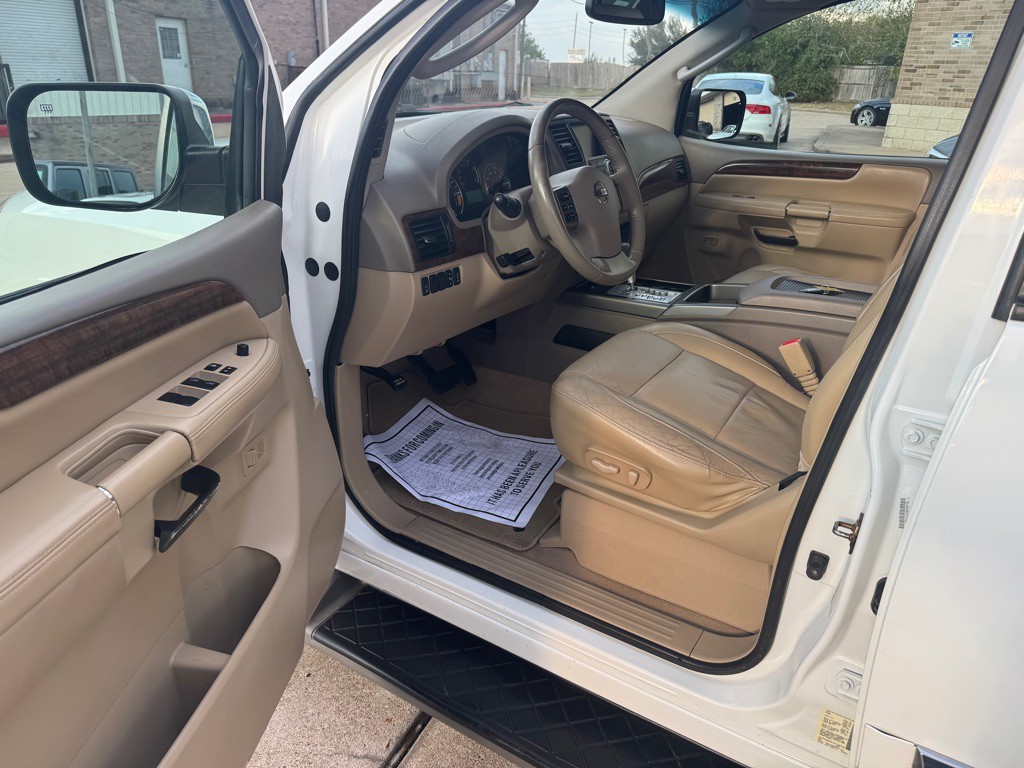 2012 Nissan Armada Image 27