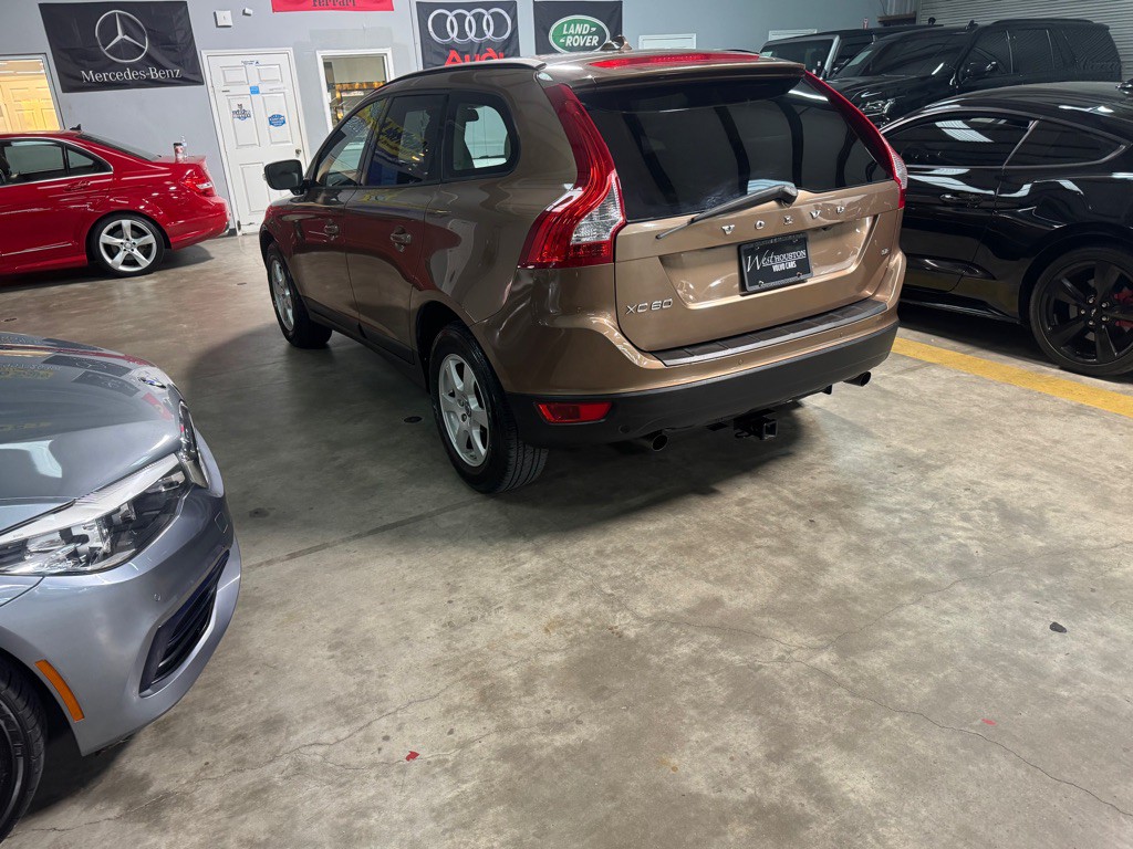 2010 Volvo XC60 Image 6