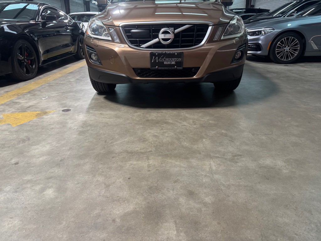 2010 Volvo XC60 Image 8