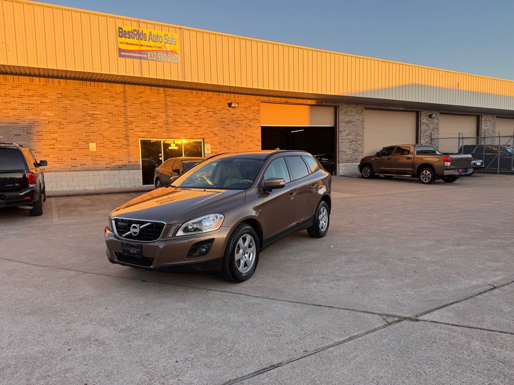 2010 Volvo XC60 Image 10