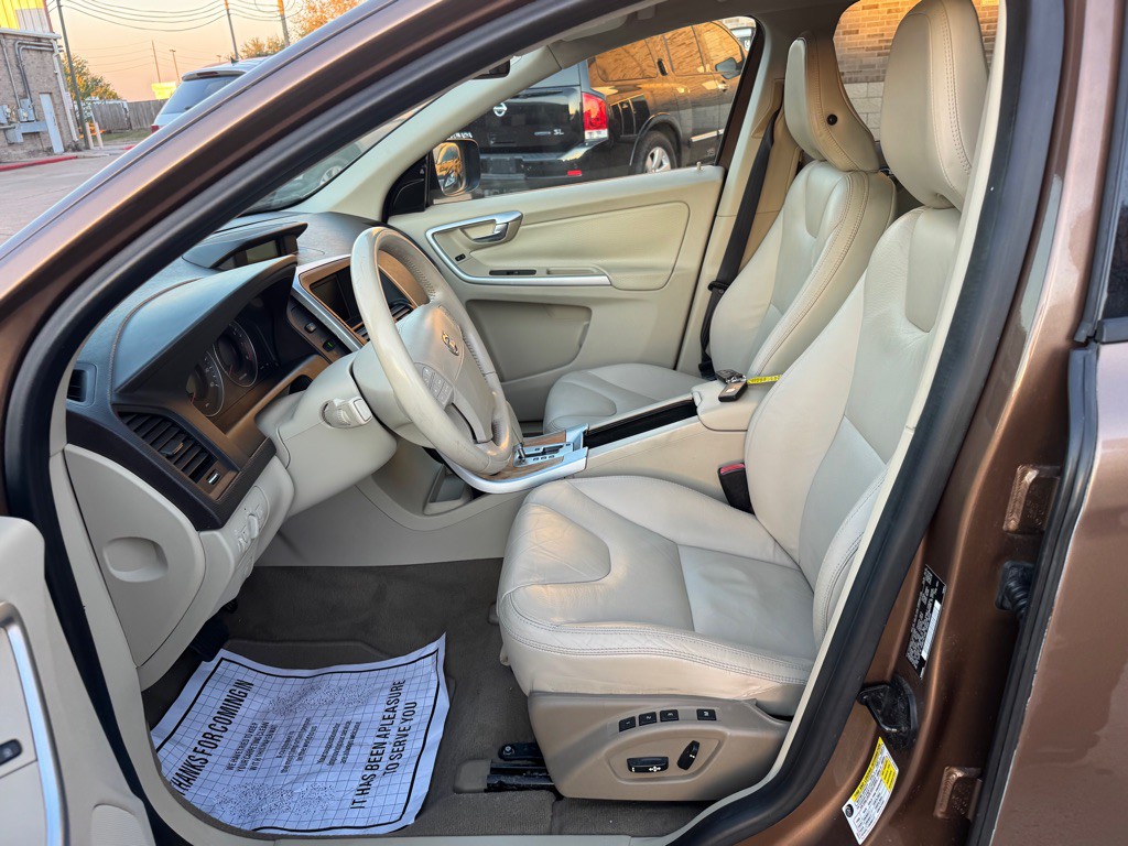 2010 Volvo XC60 Image 19