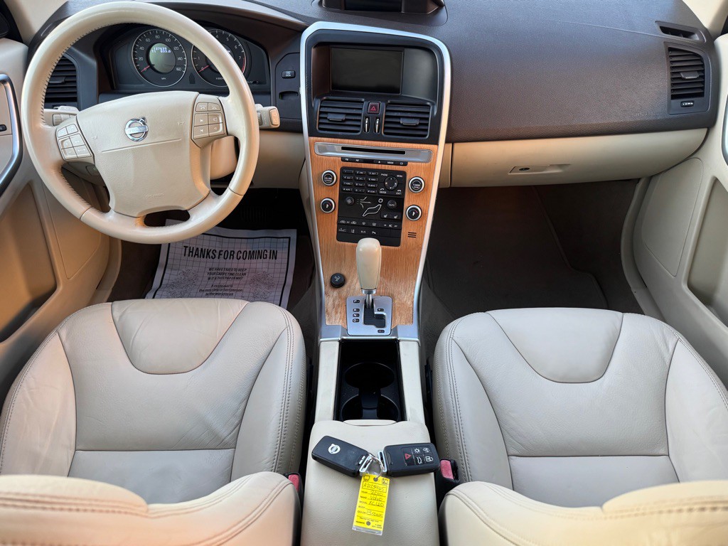 2010 Volvo XC60 Image 23