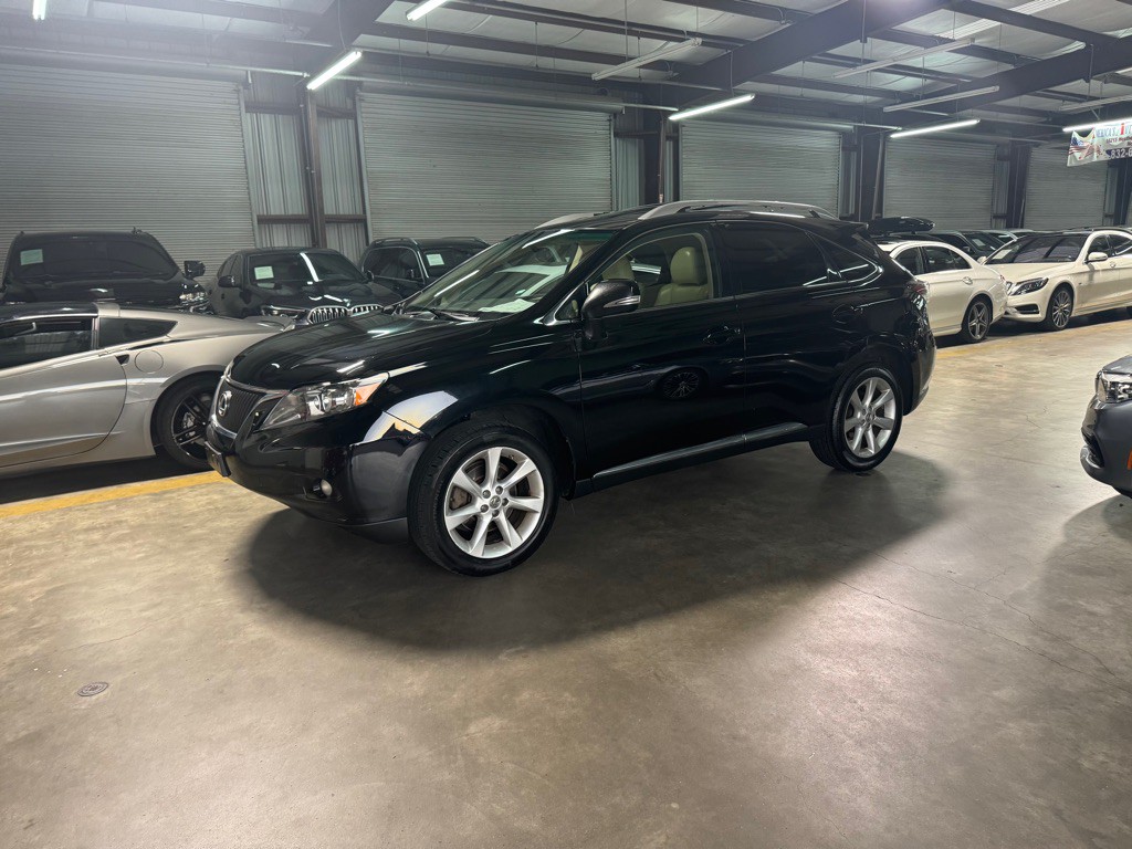 2010 Lexus RX Image 2