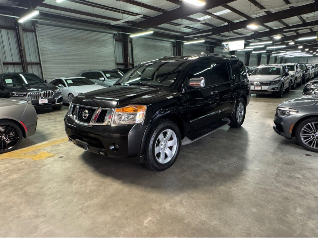 2014 Nissan Armada Image 1