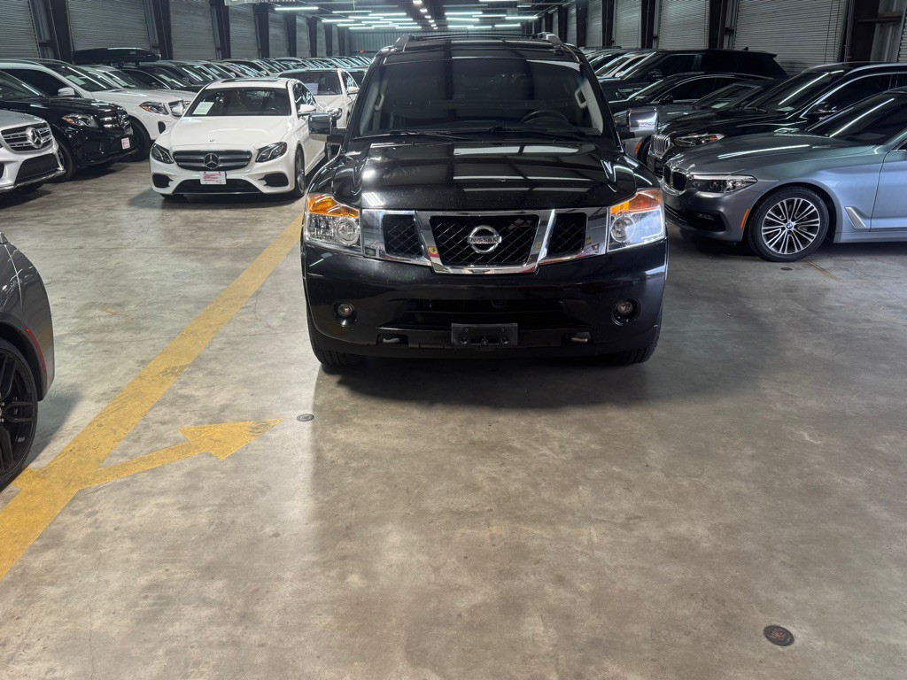 2014 Nissan Armada Image 2