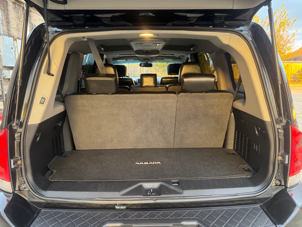 2014 Nissan Armada Image 25