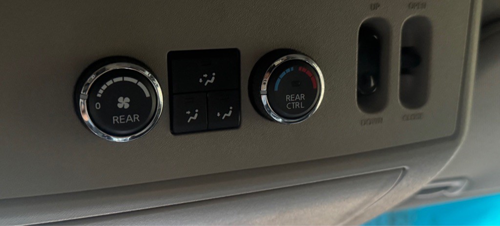 2014 Nissan Armada Image 34