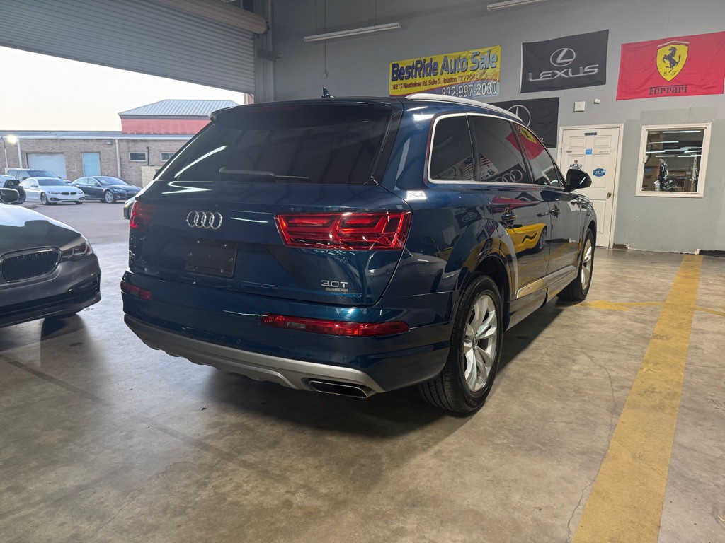 2018 Audi Q7 Image 12