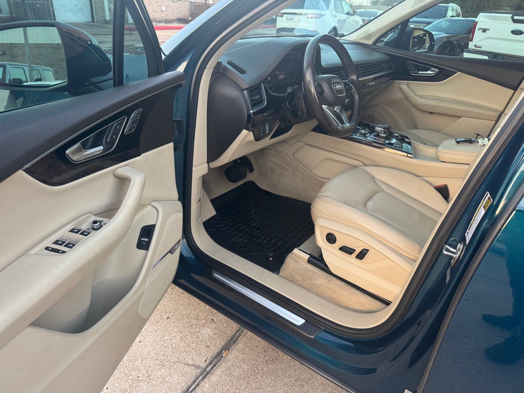 2018 Audi Q7 Image 28