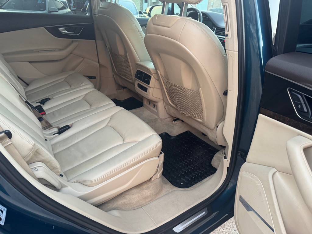 2018 Audi Q7 Image 34