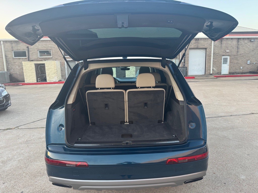 2018 Audi Q7 Image 37