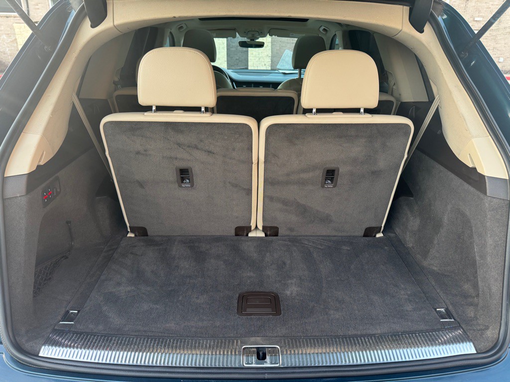 2018 Audi Q7 Image 38