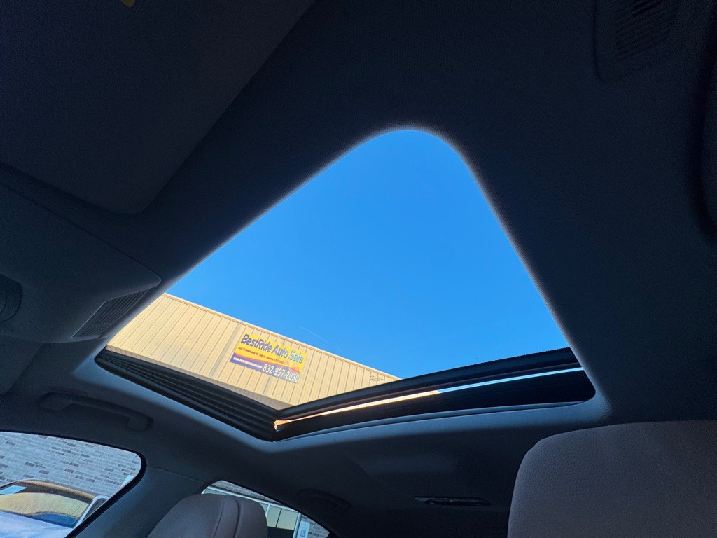 2011 BMW 7 Series Image 33