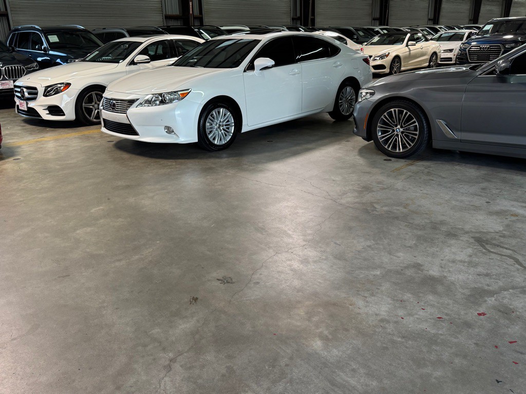 2014 Lexus ES Image 7