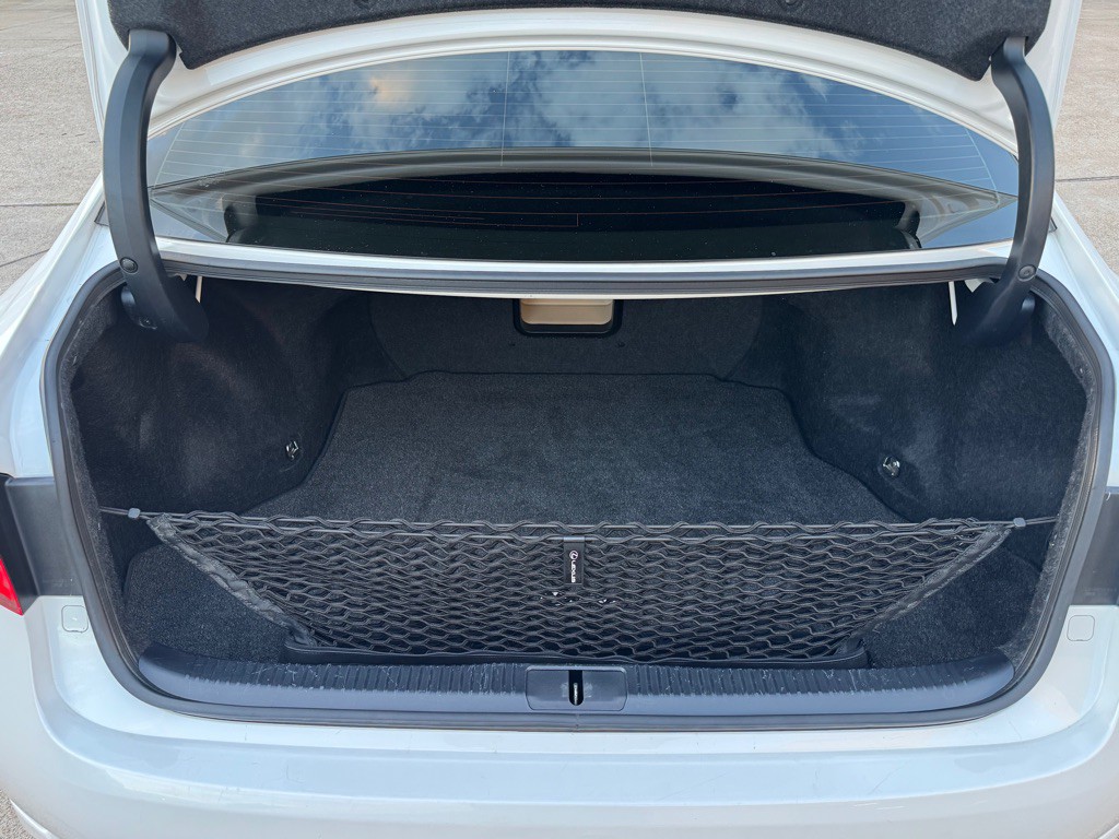 2014 Lexus ES Image 23