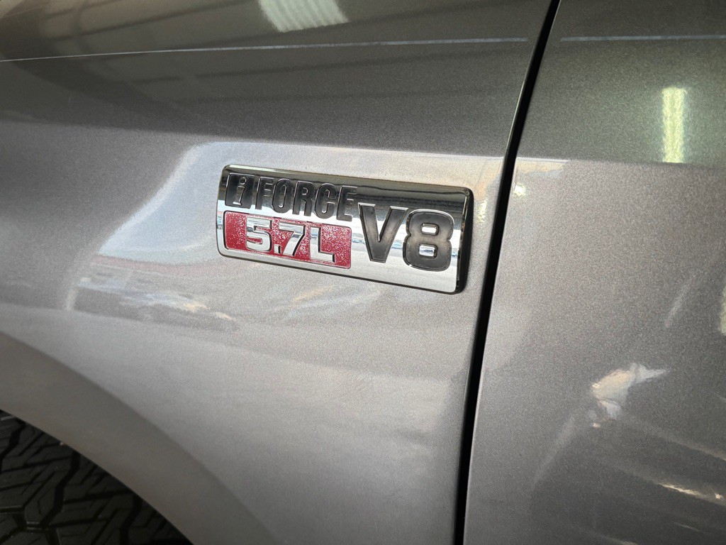 2013 Toyota Tundra Image 20