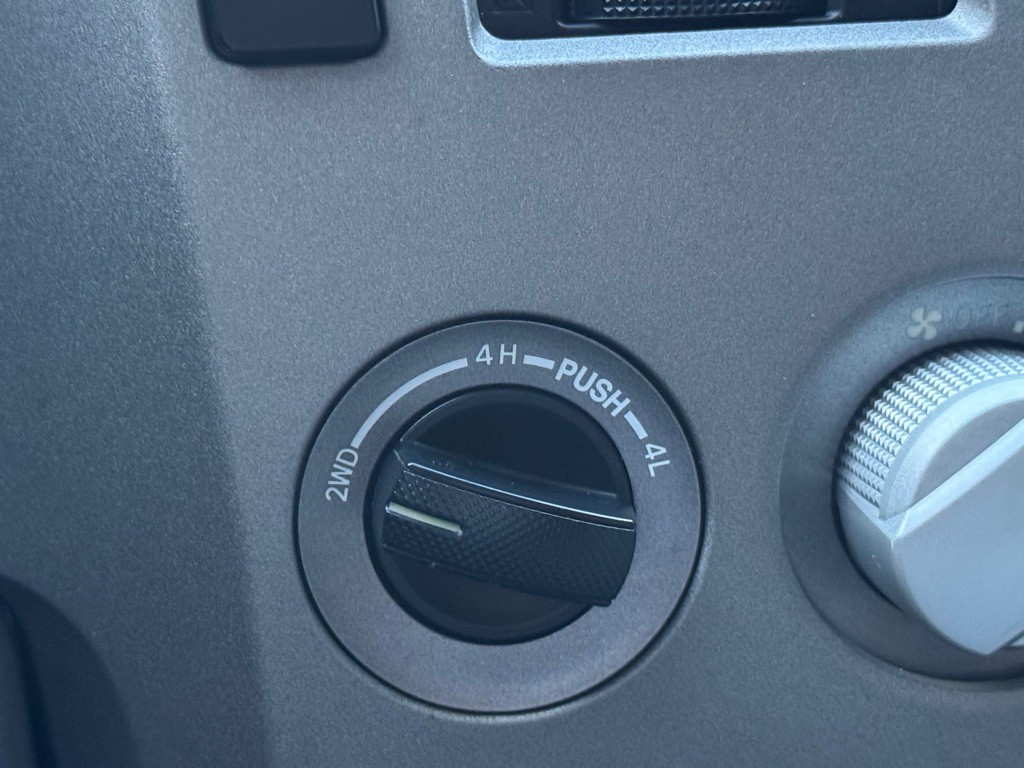 2013 Toyota Tundra Image 34