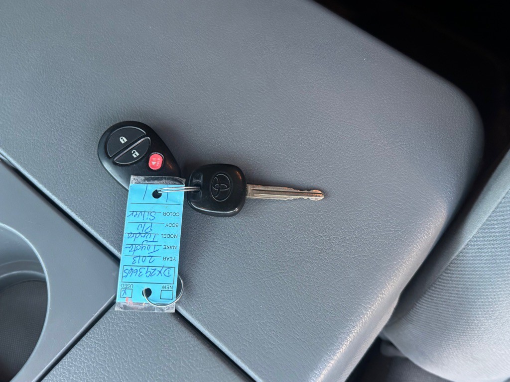 2013 Toyota Tundra Image 36