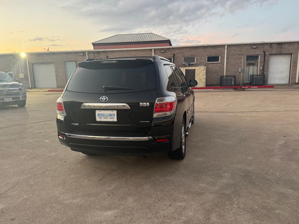 2012 Toyota Highlander Image 25