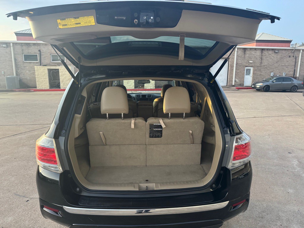 2012 Toyota Highlander Image 36