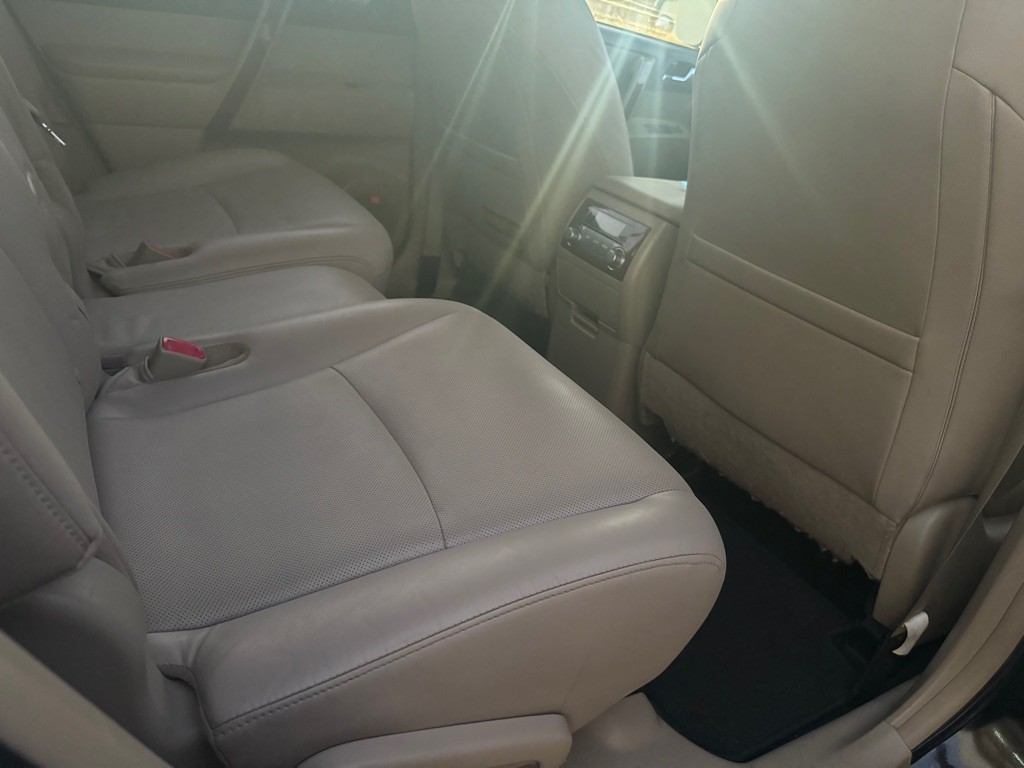 2012 Toyota Highlander Image 39