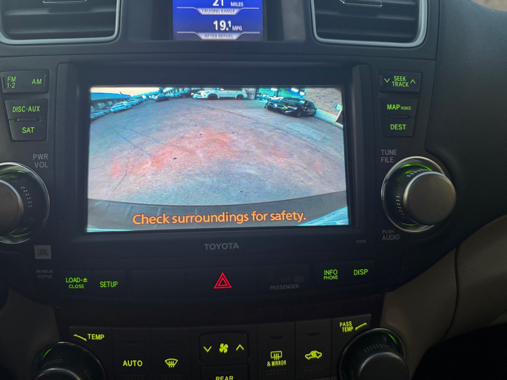 2012 Toyota Highlander Image 42