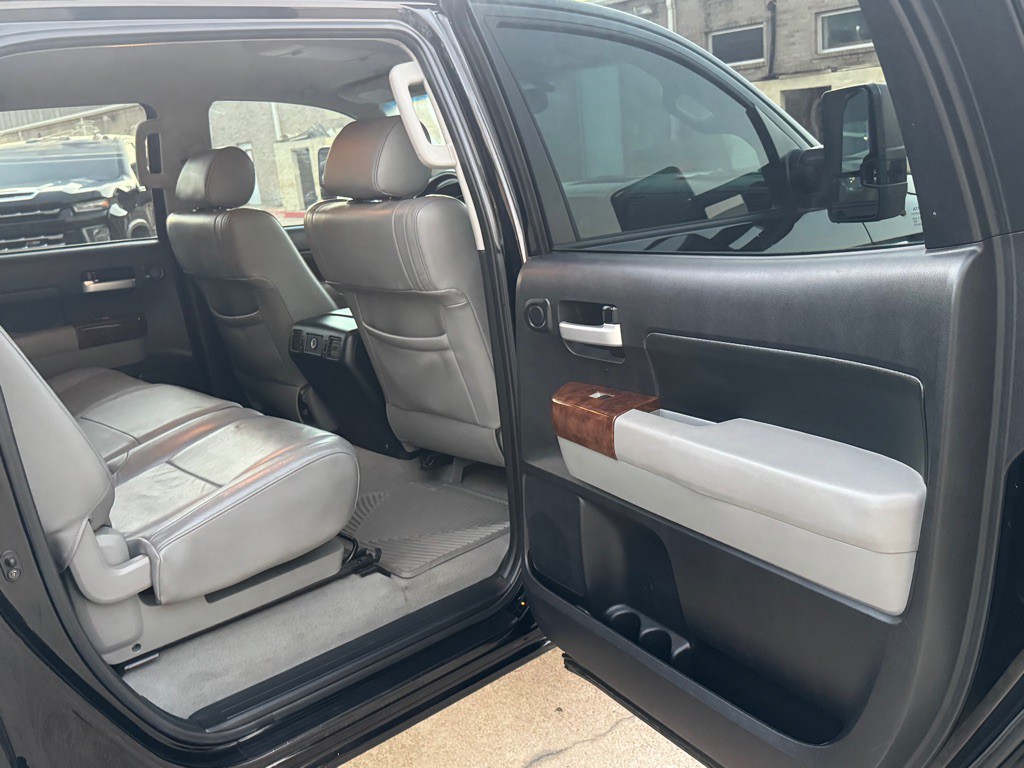 2008 Toyota Tundra Image 24