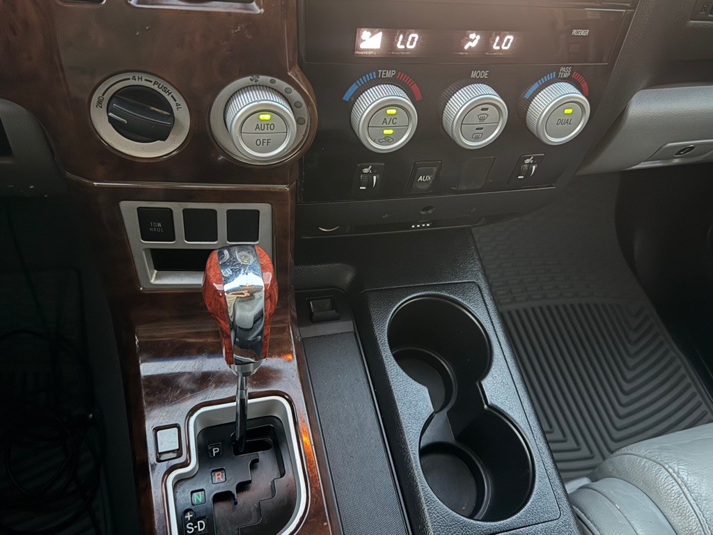 2008 Toyota Tundra Image 32