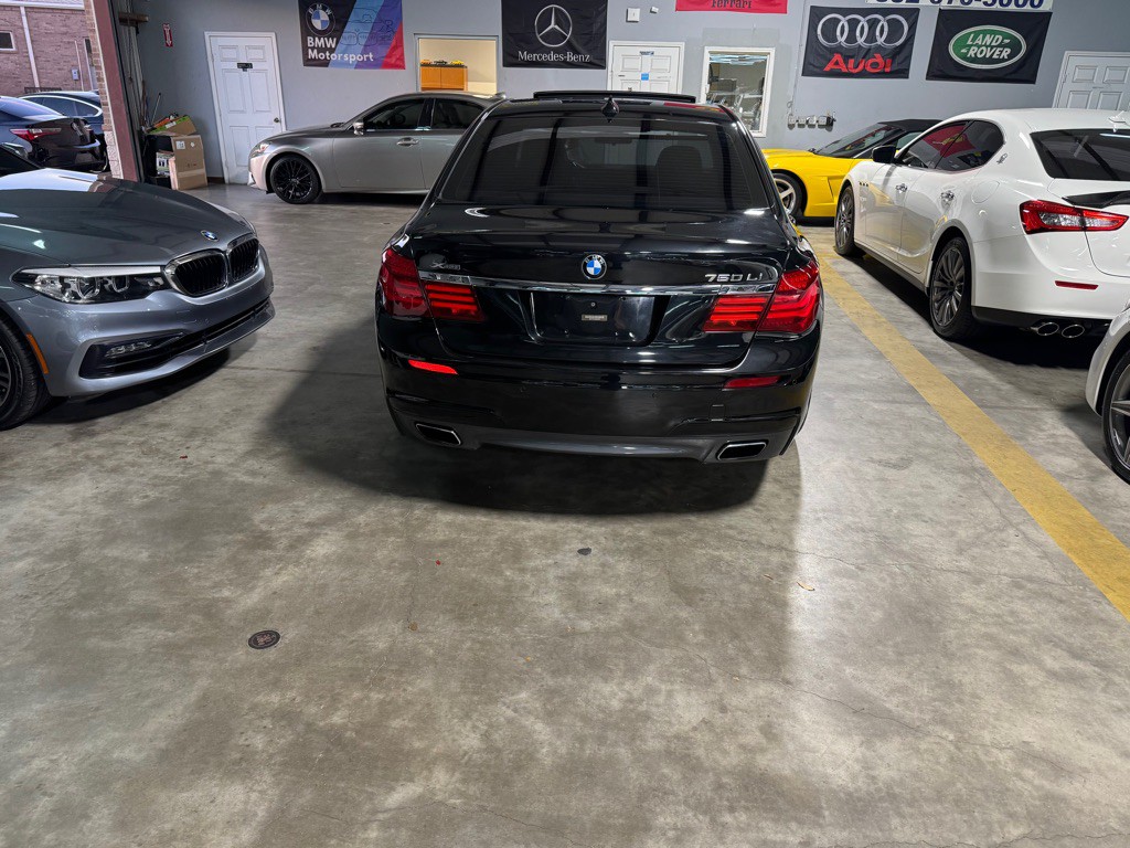 2014 BMW 7 Series Image 5