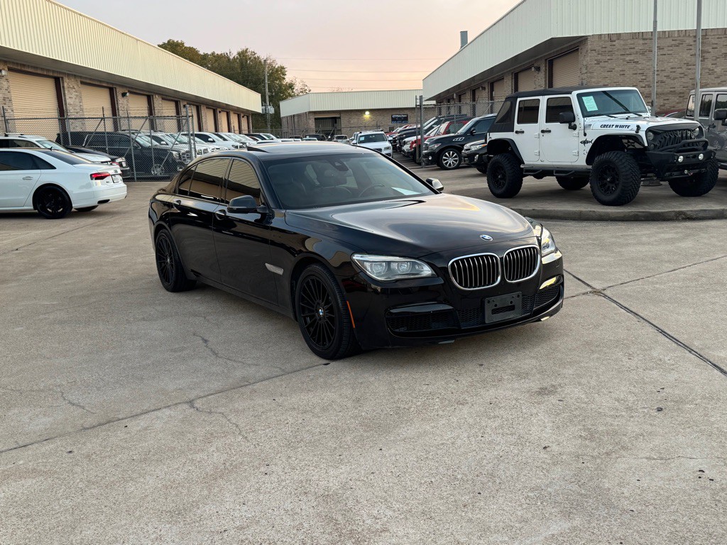 2014 BMW 7 Series Image 12