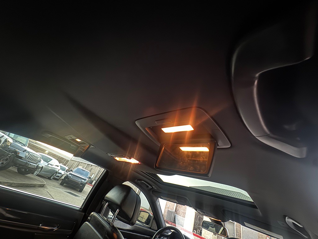 2014 BMW 7 Series Image 27