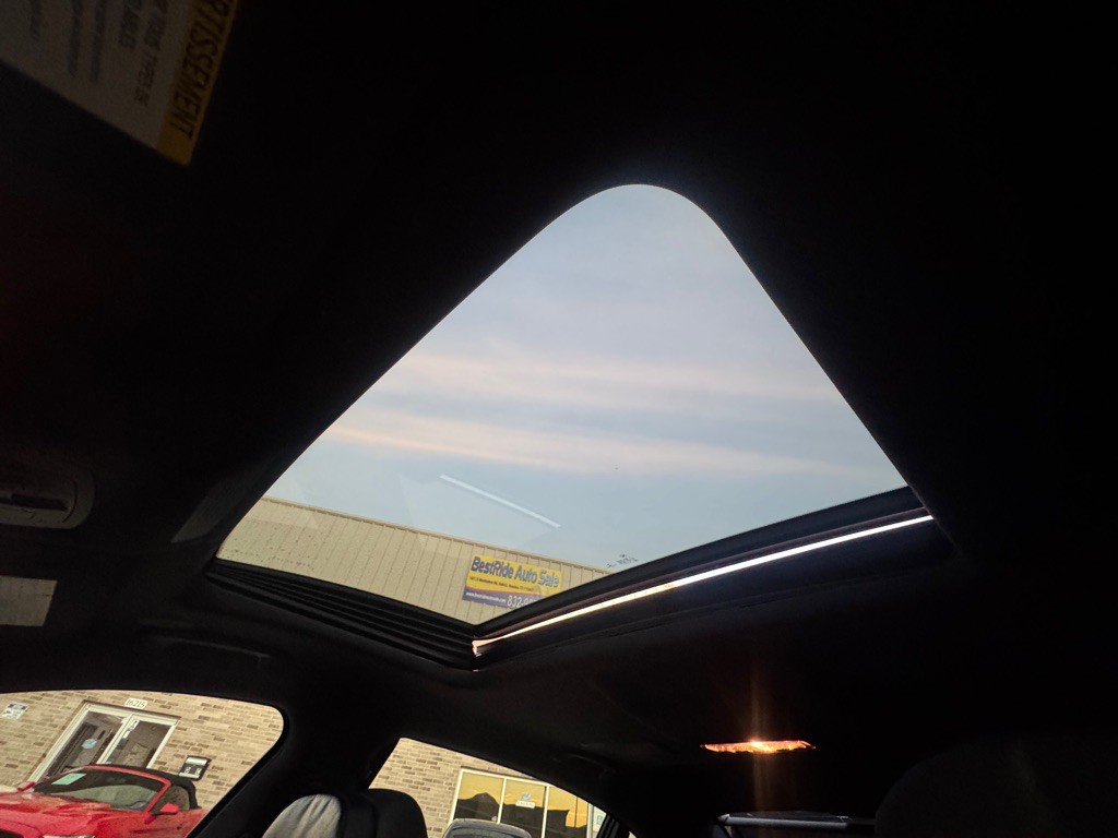 2014 BMW 7 Series Image 31