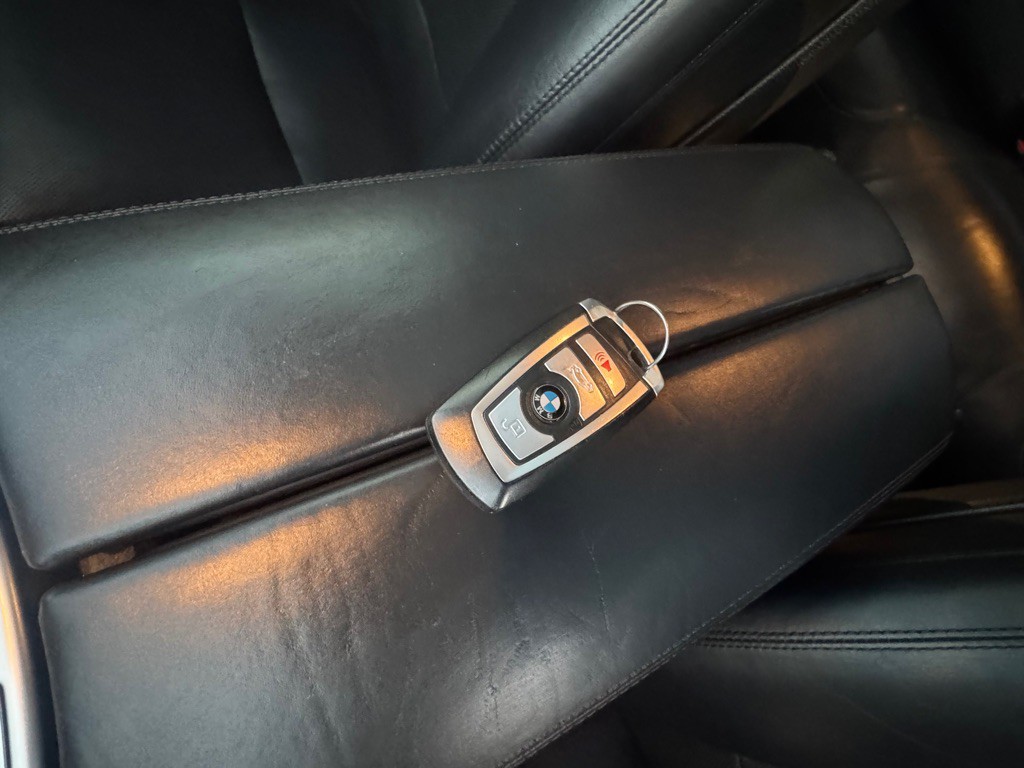 2014 BMW 7 Series Image 41