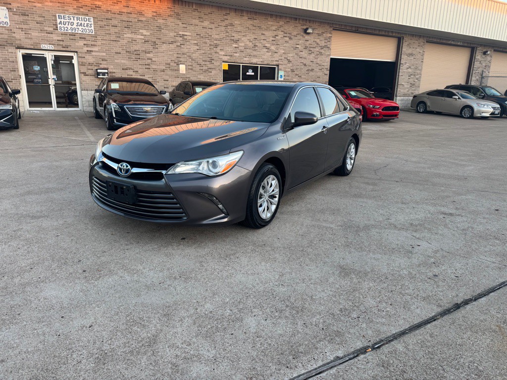 2017 Toyota Camry Image 14