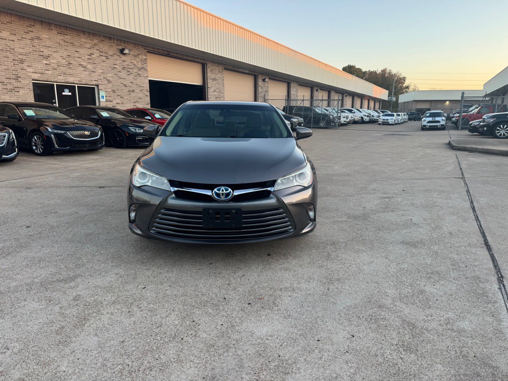 2017 Toyota Camry Image 15