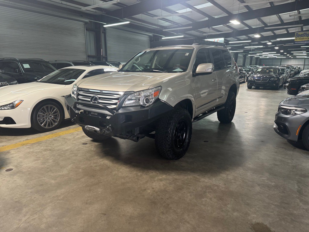 2012 Lexus GX Image 3
