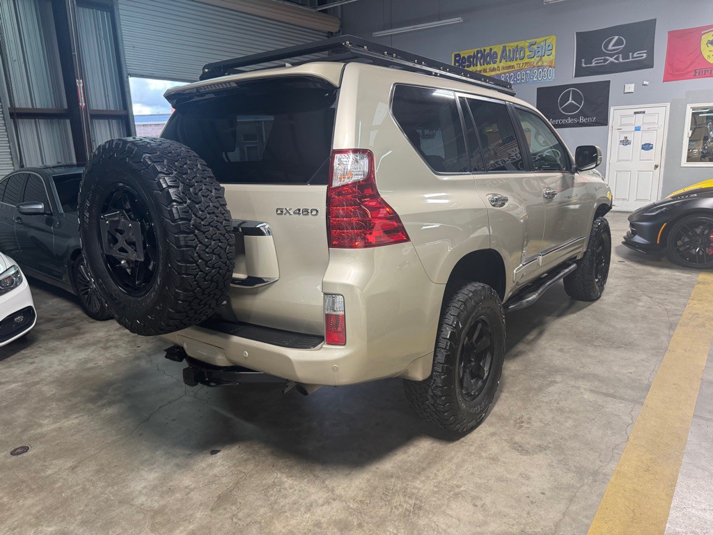 2012 Lexus GX Image 8