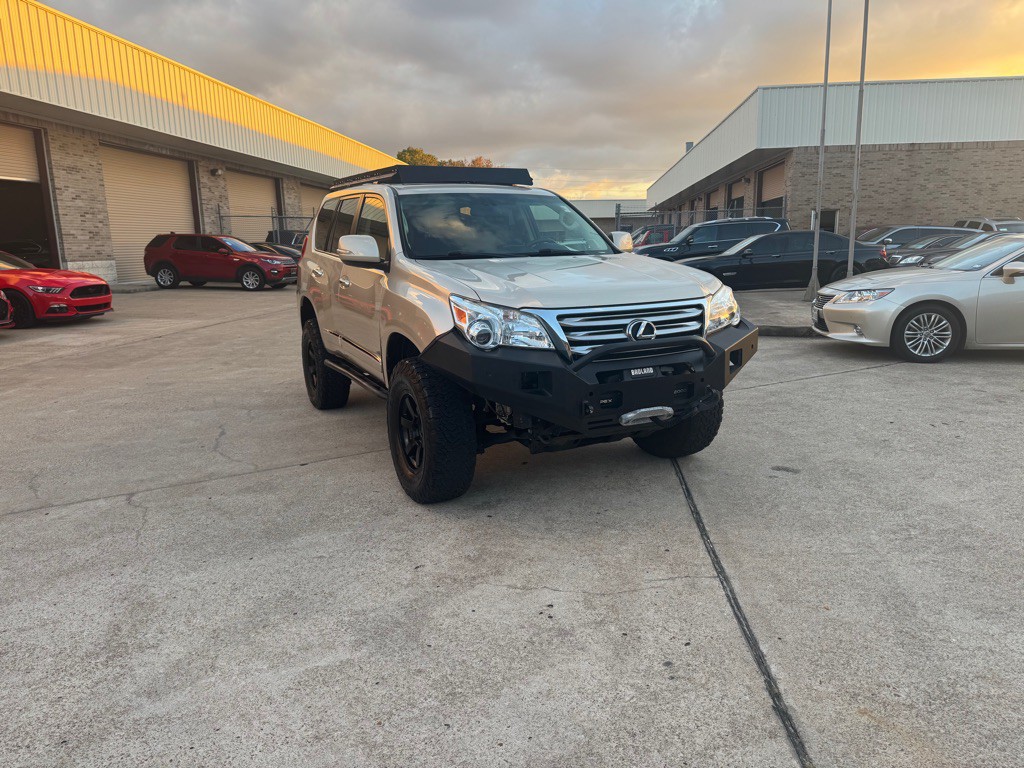 2012 Lexus GX Image 18